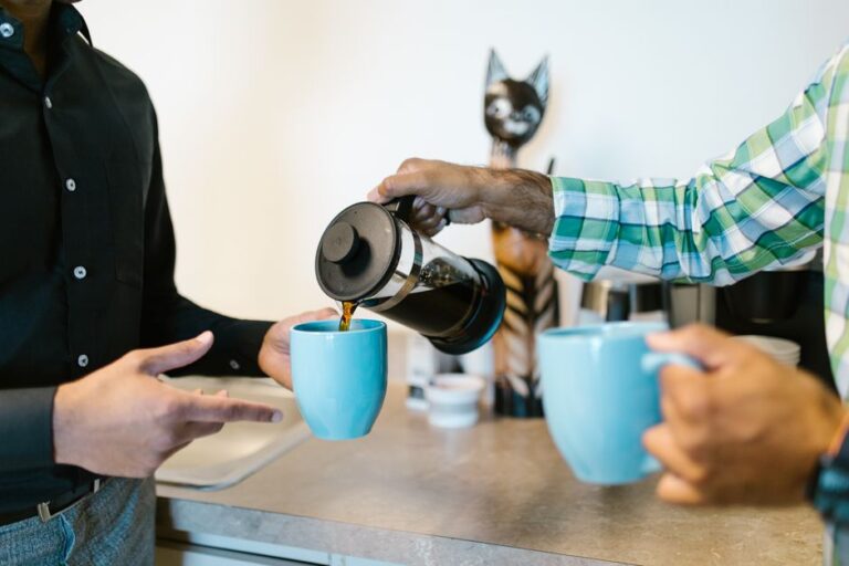coffee mug kitchen counter